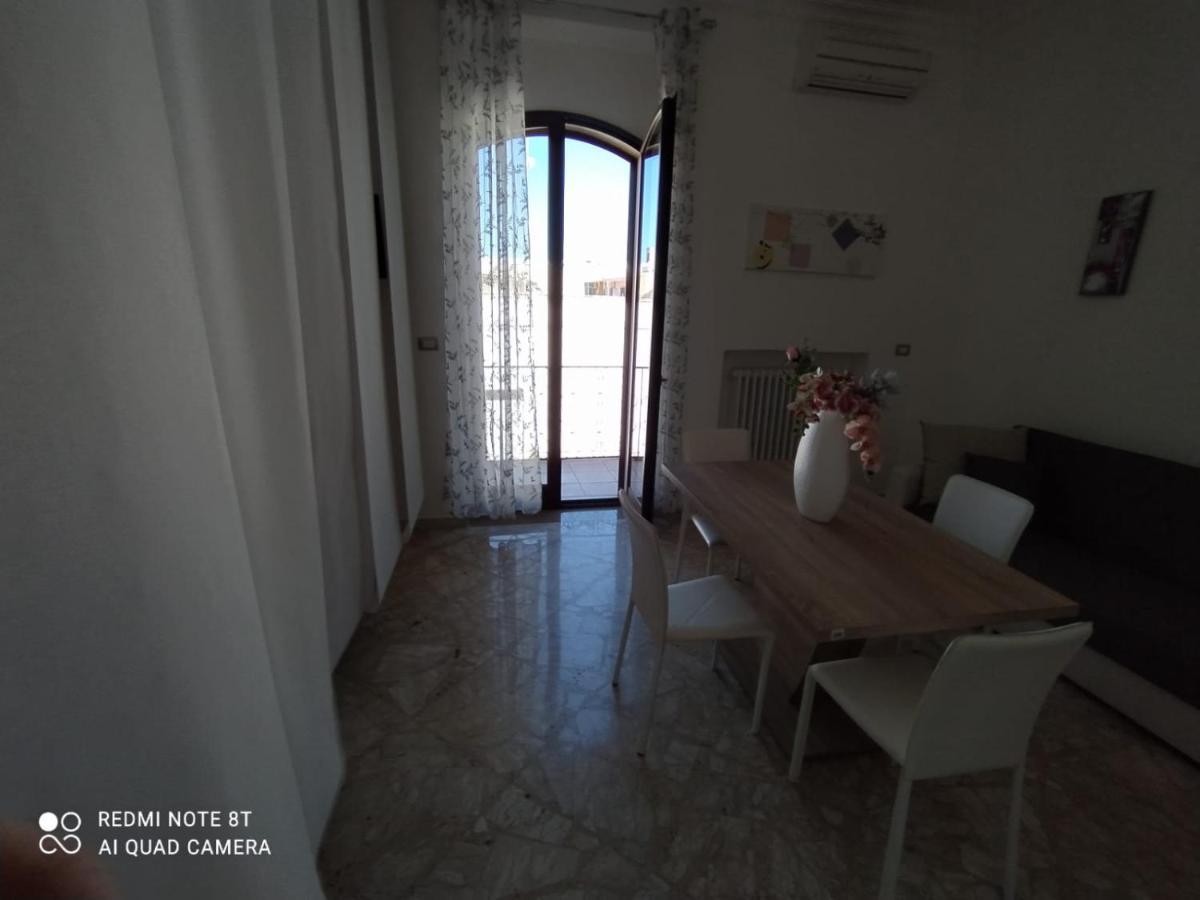 Via Marzano 67 Hotel Porto Cesareo Buitenkant foto